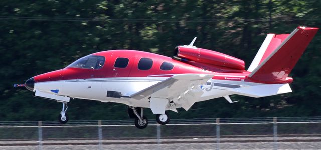 FAA har satt Cirrus SF50 Vision Jet på bakken