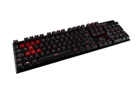 HyperX Alloy FPS mekanisk tastatur.