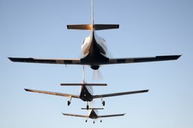 RYGGE FLYKLUBB: Piloter fra Rygge Flyklubb i luften under julestjerneflyging i 2013. .