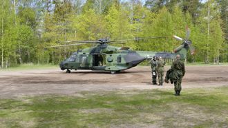 NH90 tilhørende den finske hæren. Helikopteret er bygget av Patria som Kongsberg eier halvparten av.