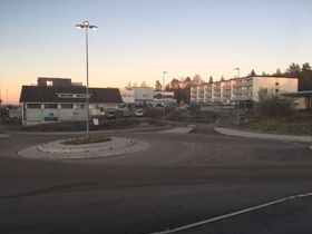 NY ADKOMST: Den fjerde armen som skal etableres i rundkjørinngen i Valhallaveien, skal være den nye adkomstveien til Tårnåsen senter.