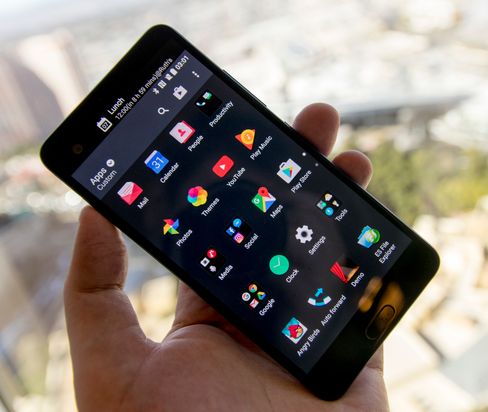 De vanlige menyene er i stor grad slik de pleier å være på HTC-mobiler.