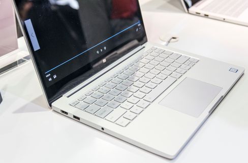Liten og lett, men med mulighet for relativt kraftig maskinvare. Xiaomi har også en enda litt mindre 12,5-tommers PC, men der får man ikke diskret grafikk.
