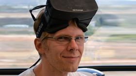 Bakgrunnen for søksmålet var at ZeniMax beskylder John Carmack, her avbildet, for å ha stjålet Oculus Rift-teknologien da han gikk over til Facebook.