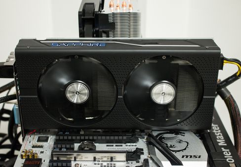Kortet er ganske anonymt, men det kan jo være en fordel i mange PC-bygg.