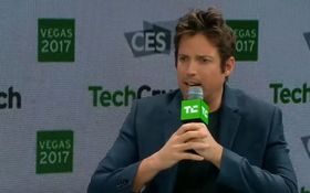 GoPro-sjefen Nick Woodman har bekreftet Hero6 og at selskapet trenger hyppigere lanseringer fremover. Her er han i et intervju med TechCrunch under CES-messen i år.