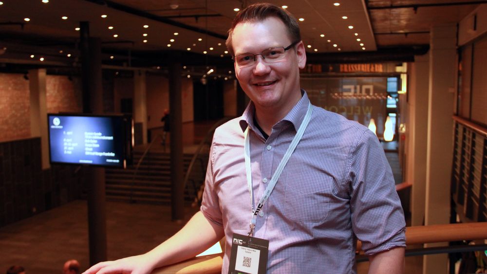 Oddvar Moe jobber med blant annet penetrasjonstesting hos Advania. Her under NIC 2017-konferansen i Oslo Spektrum.