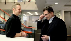 Tillitsvalgte Jon Hernæs sammen med tidligere toppsjef Harald Strømme.
