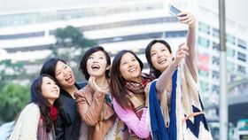 SELFIE-TIME: Kinesiske turister øker mest. Foto: China Tourist Agency.