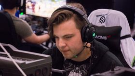 Jungle-spiller i Epiphany, Adrian «Dipzey» Kjellesvik klarte å skape fordeler for laget i kampens tidlige fase.