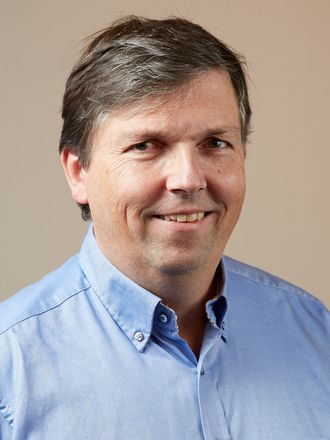 Kjetil Otter Olsen har det praktiske ansvaret for USITs samtrafikkpunkter i Norge.