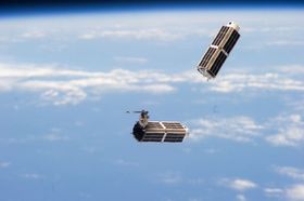 Mesteparten av lasten bestod av små satellitter av denne typen, amerikanske Dove.