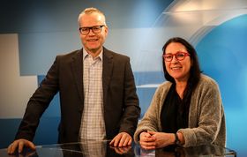 Programleder Bjarne Brandal og distriktsredaktør Tone Kunst i NRK Nordland.