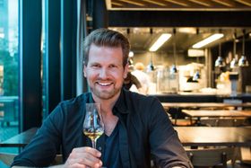 UENIG: Anders Husa synes Bokbacka i Oslo hadde fortjent en stjerne i Michelin-guiden. Foto: Arnold Lan.