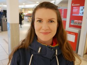 REISER UT AV KOMMUNEN: Regina Gravdal (24) fra Kolbotn.