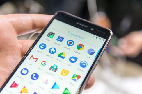 Helt ren Android 7.1.1 betyr lynrask respons og en litt annerledes appskuff.