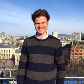 KASTET INN DEBATTEN: Unge Høyres Kristian Lefdal mener fraværsgrensen er super.