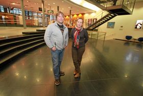 UKM-KLARE:Leder for UKM Christian Lund og jurymedlem Hanne Gundersveen fra kulturskolen er klare for søndagens UKM i Kolben.