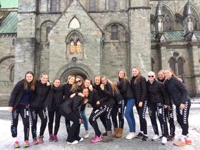 STORKOSTE SEG I TRONDHEIM: Oppegårds J16 dro til Trondheim for den tredje runden i årets Bringserie.