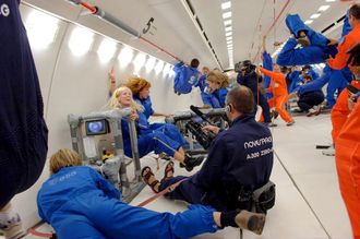 Som student fikk Aas prøve tilværelsen som vektløs om bord i et spesialbygget Airbus-fly.