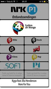 Store knapper og enkelt design gjør seg godt når du er på bilveien.