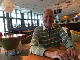 GLEDER SEG TIL ÅRETS AKSJON: Lions-president Svein Vangsøy gleder seg til årets tulipan.aksjon, og håper både privatpersoner og næringsdrivende støtter opp om aksjonen.