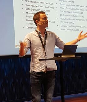 Ola «elemeNt» Moum på E-sportdagen 2015.