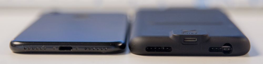 Du kan fortsatt lade mobilen som vanlig via Lightning-plugg.