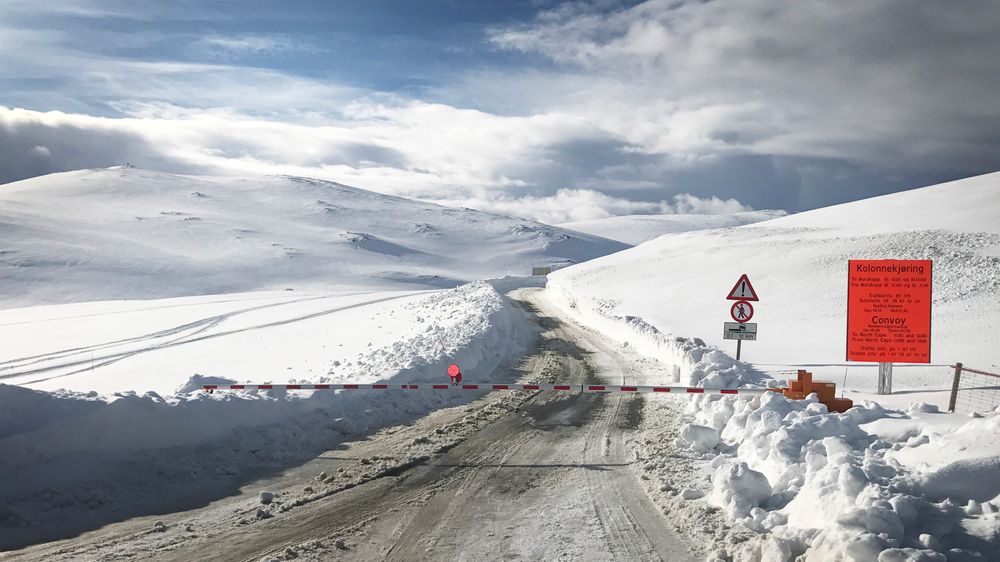 Hit, men ikke lenger: Vi kom oss dessverre ikke til Nordkapp i år. Grunnen ser dere her.