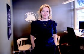 Åshild Mathisen på Vårt Lands nye og mindre redaktørkontor.