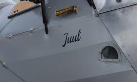 Det er ikke lenger noen tvil om hva flyet skal hete.