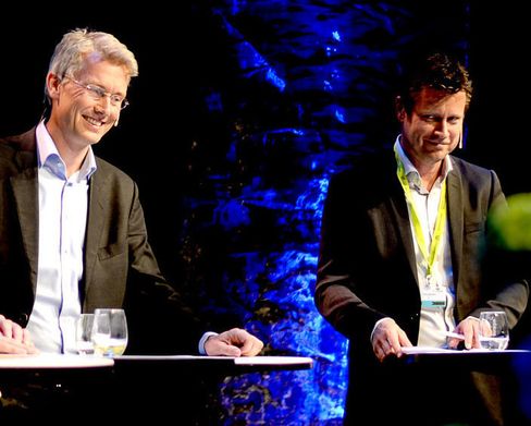 Trygve Rønningen (t.h.) blir snart kollega med Olav Sandnes i TV 2. Her fra Nordiske Mediedager for noen år siden.