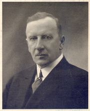 Kaptein W. Meisterlin var den første formann i Norske Radiohandels Landsforening (N. R. L.), som ble stiftet 18. juni 1924. Han satt i vervet til 24. april 1931.