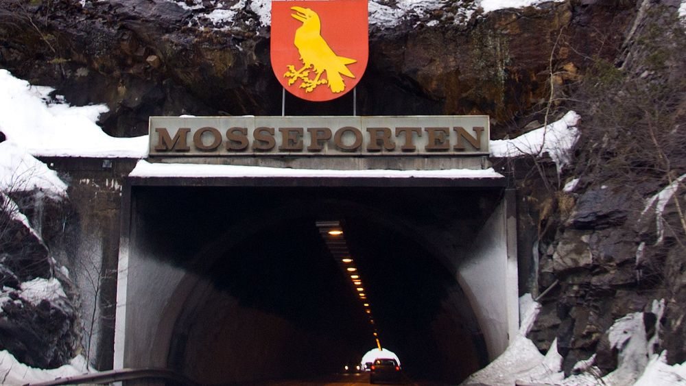 Alle politikerne i Moss kommune ble låst ute av systemene etter et datainnbrudd. Dårlige passordrutiner og manglende tofaktor-autentisering kan være medvirkende faktorer, men kommunen vet faktisk ikke med sikkerhet hva som har skjedd.