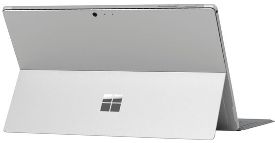 Selve enheten ser ut til å holde på sølvfargen. På innsiden får den sannsynligvis nyeste generasjon Core i-prosessorer fra Intel.