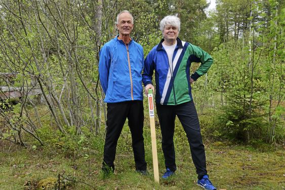 GØY FOR ALLE: Bård Bjørhei (f.v) og Dag Amundsen synes stolpejakta er et fint tilbud for alle.