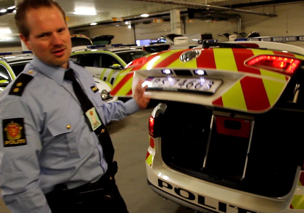 Demonstrasjon av «PolicePack»