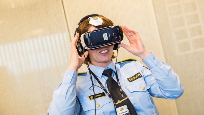Trening med VR-briller kan bli en del av politiets framtid