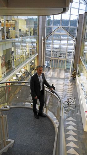 ENGASJERT: Jarle Ørnebo er opptatt blant annet av næringspolitikk. – Dette er et viktig kjerneområde for den nye storkommunen i årene som kommer, sier han. Her er han fotografert på Rosenholm Campus.