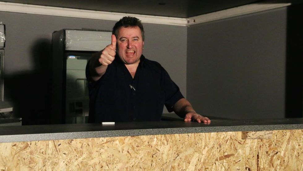 NY: Ein ny kvardag ventar på Henrik Rønningen i det han går inn i året 2020. Alt 1. januar tok han fatt på oppgåvene som ventar han som dagleg leiar i Årdal Catering.