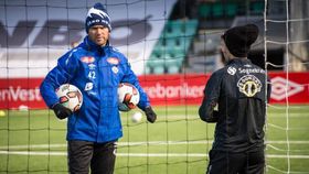 DEN GONG DÅ: Tidleg i sesongen var Henrik Furebotn ein av Eirik Bakke sine mest betrudde menn. No går han på utlån for å få speletid.