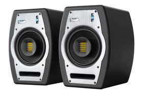 Fluid Audio FPX7: Første studio monitor med AMT I ett coax oppsett. Pris 4.500,- pr stk.