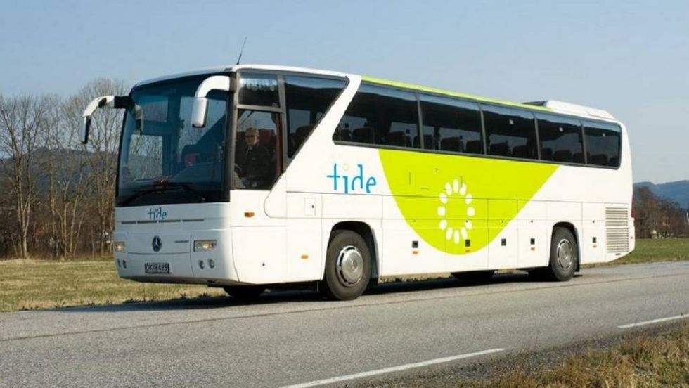 UVISSE: Desse bussane kan bli ståande neste veke.