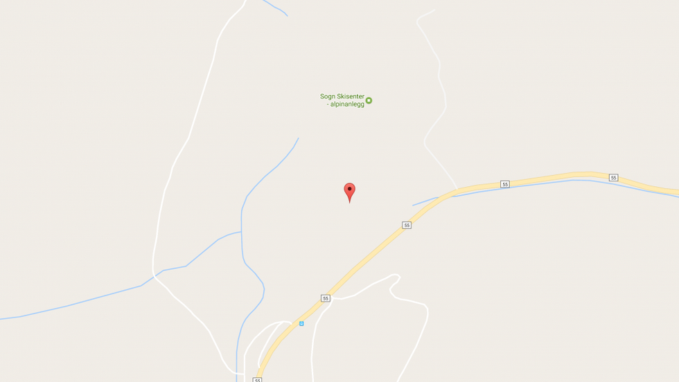 HEGGMYRANE: Her gjekk føraren av paraglideren i bakken. Kart: Google maps