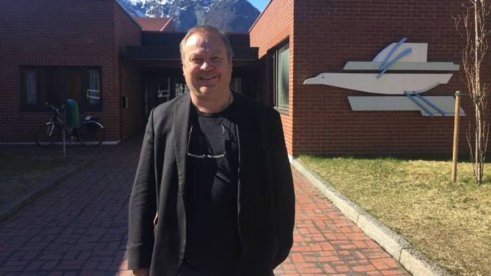 LYSPUNKT: Rektor Geir Kjetil Øvstetun gler seg over at fleire jenter søker elektro. Foto: arkiv.