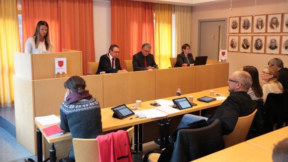 ØNSKJER NY KOMMUNALSJEF: Kommunestyret i Årdal vedtok i desember eit politisk mål om å tilsette ny kommunalsjef for kultur og oppvekst. Rådmannen spår at det blir utfordrande for dei å finna midlar til det.