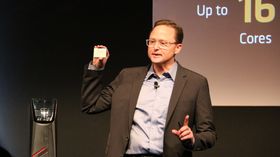 Her vises AMDs nye og høytytende Ryzen Threadripper, med 16 kjerner og 32 tråder, frem for første gang.