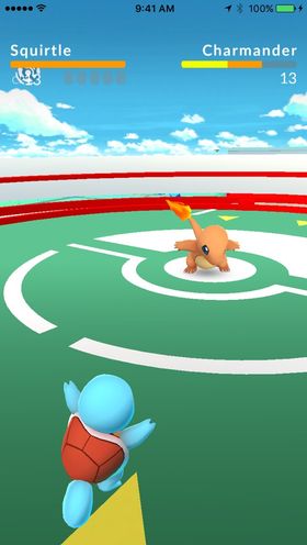 Til sommeren kan man kjempe mot andre spillere i Pokémon Go.