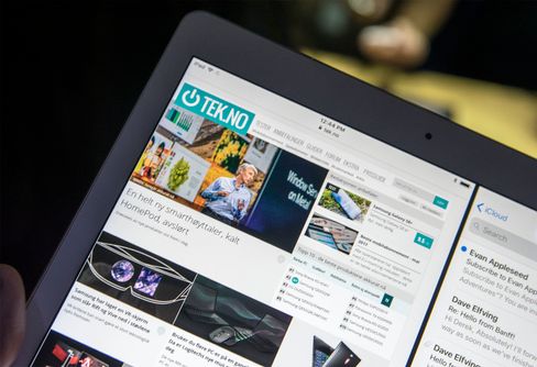 Skrolling på den nye skjermen tar seg fantastisk flott ut. Alt flyter på en måte jeg ikke har sett det gjøre før - selv ikke hos Apple, som vanligvis er gode på denne typen ting.