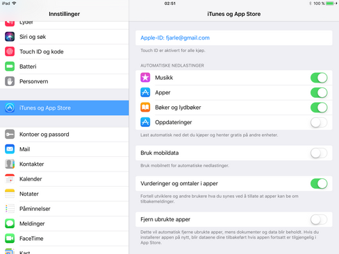 Nederst i innstillingsmenyen for App Store kan man be iOS 11 om å fjerne apper som ikke brukes. Akkurat hvor godt det virker vites foreløpig ikke.